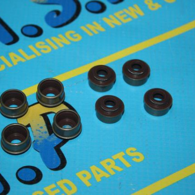 VALVE STEM SEAL CORSA B / ASTRA F