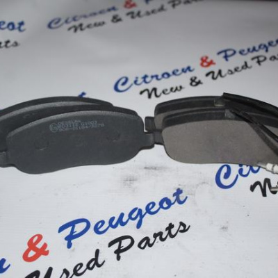 BRAKE PADS FRONT FOR 806