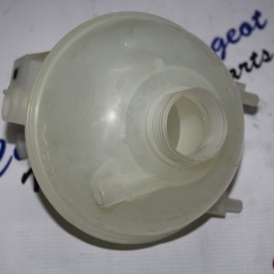 EXPANSION TANK FOR 307/C4 02-07 MIDDLE CAP