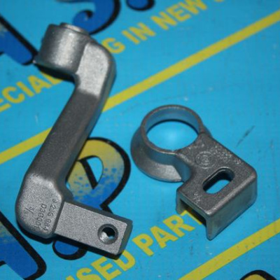 RADIATOR BRACKET LH FOR CORSA C