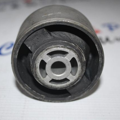 GEARBOX BUSH FOR C&P 1.4/1.6