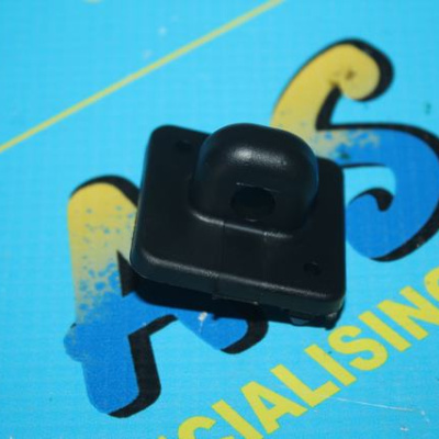 BONNET STAY SWIVEL CORSA C