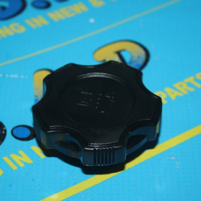 OIL CAP FOR SPARK
