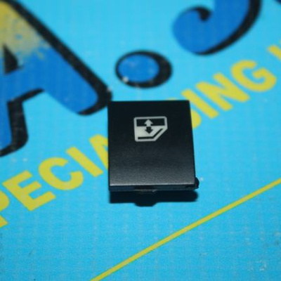 WINDOW SWITCH BUTTON FOR ASTRA H