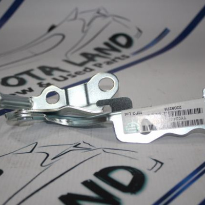 BONNET HINGE LH FOR AA120 02-07