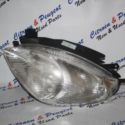 HEAD LAMP RH FOR PICASSO 00-04