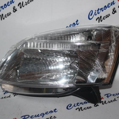 HEAD LAMP RH FOR PARTNER/BERLINGO 04-12