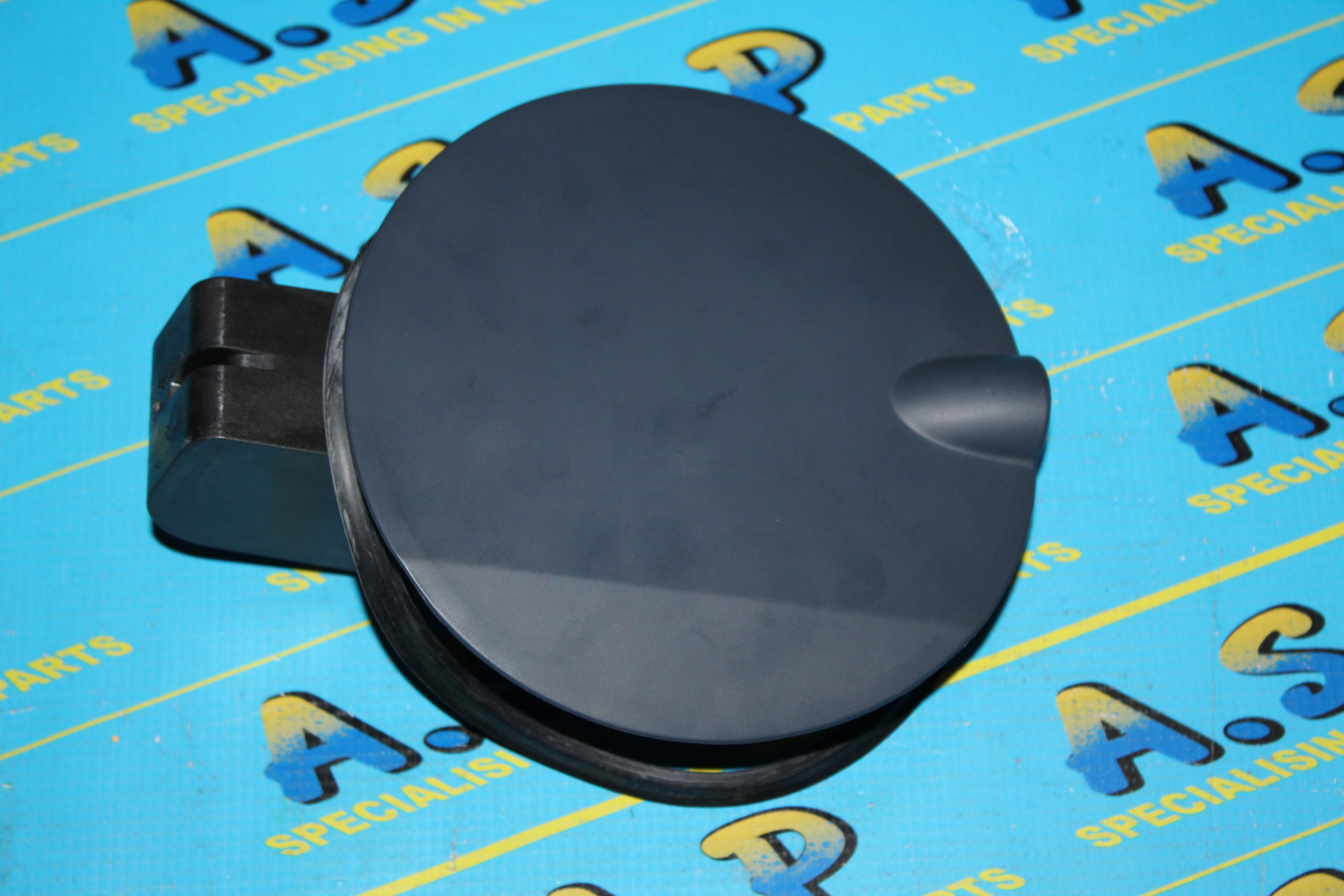 FUEL FLAP FOR CORSA C LDV – ASAP Spares