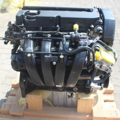 BRAND NEW ENGINE COMPLETE F18D4