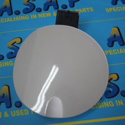 FUEL FLAP CORSA C WHITE