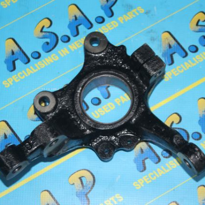 STUB AXLE RH CORSA C